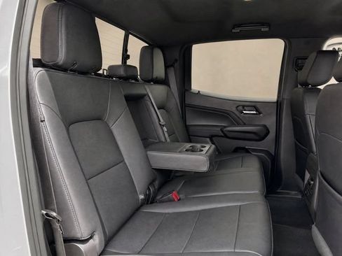 Used 2024 GMC Canyon Elevation w/ Elevation Premium Package RWD image 13