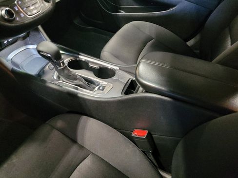 Used 2025 Chevrolet Malibu LT FWD image 26