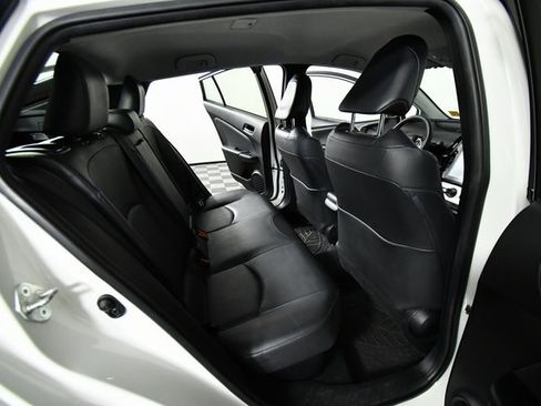 Used 2018 Toyota Prius Four Touring image 23