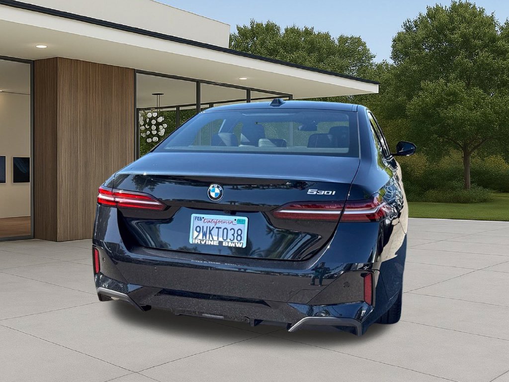 Used 2026 BMW 530i w/ M Sport Package RWD image 9