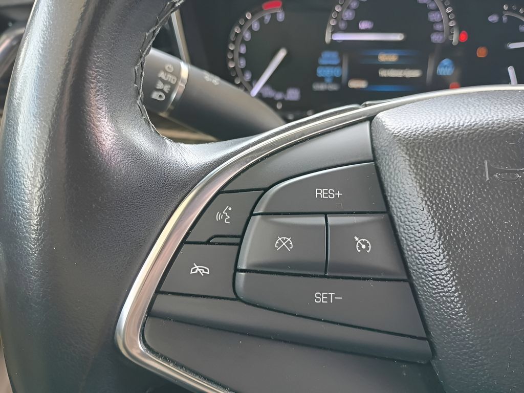 Used 2019 Cadillac XT5 FWD image 24