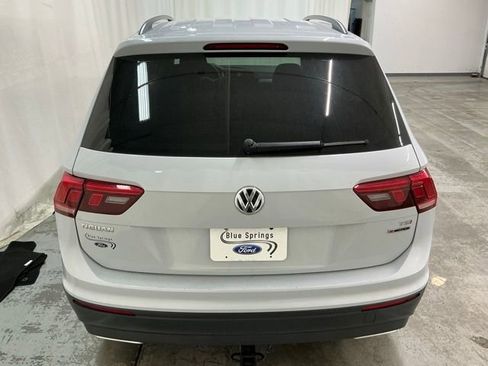 Used 2018 Volkswagen Tiguan S image 4