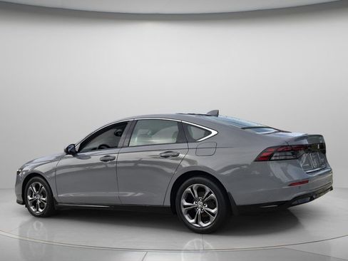 Certified 2024 Honda Accord EX-L image 7