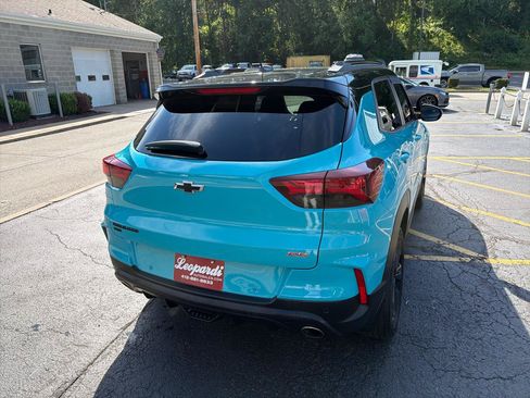 Used 2021 Chevrolet TrailBlazer RS w/ Sun and Liftgate Package AWD/4WD image 11