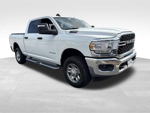 Used 2024 RAM 2500 Big Horn w/ Bed Utility Group AWD/4WD image 13