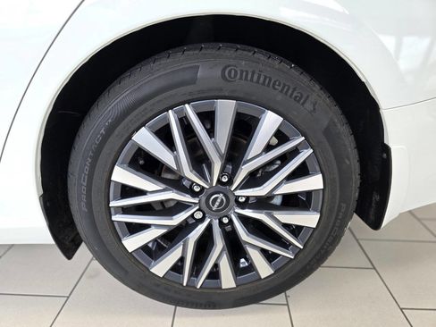 Used 2023 Nissan Altima 2.5 SV w/ SV Premium Package image 18