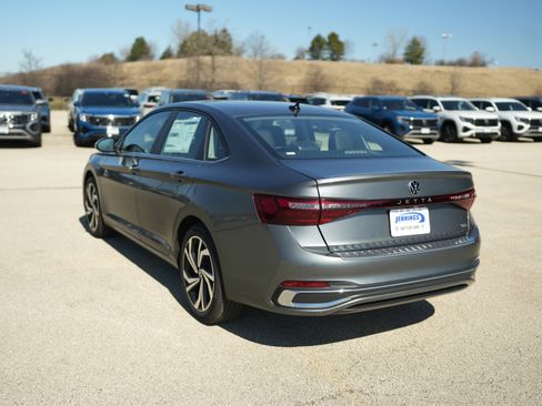 New 2026 Volkswagen Jetta SEL image 5