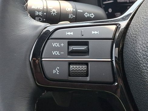 Used 2024 Honda Civic Touring image 23