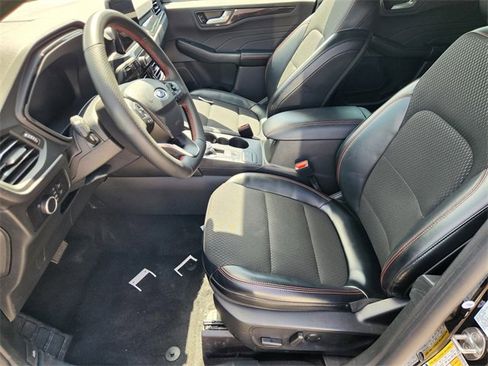 Used 2025 Ford Escape ST-Line image 8