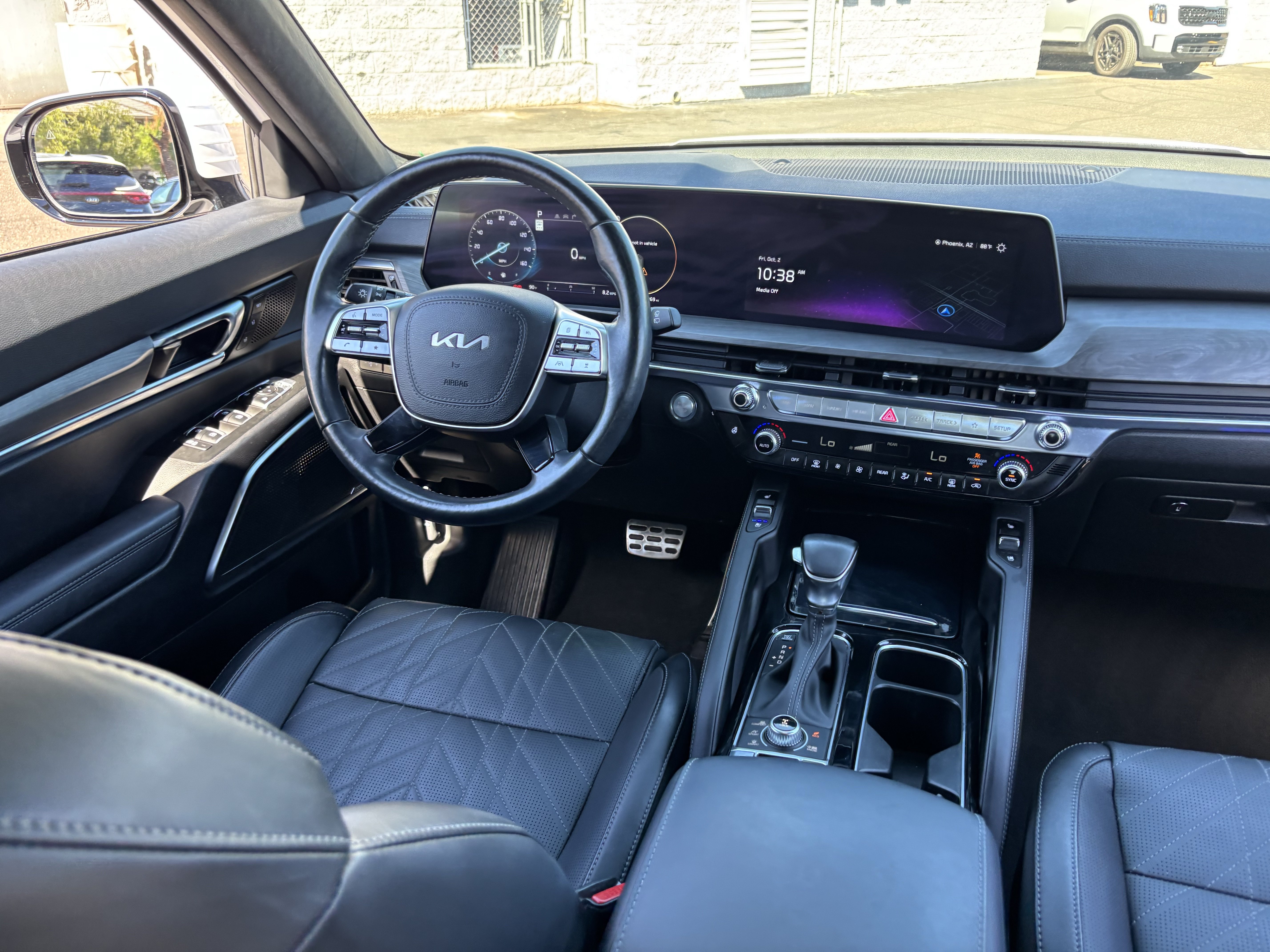 Certified 2024 Kia Telluride SX Prestige X-Line AWD/4WD image 12