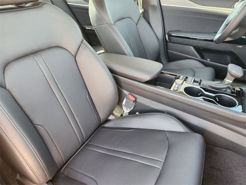 New 2026 Kia K5 EX image 10