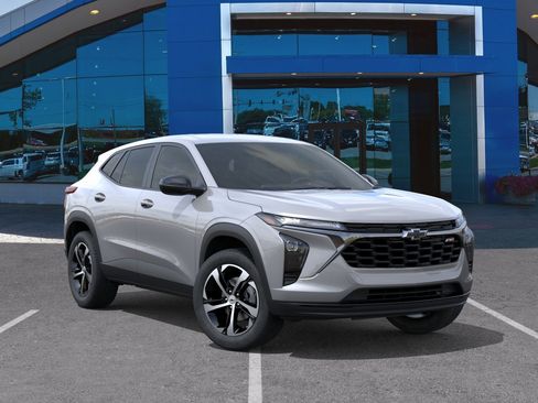 New 2026 Chevrolet Trax RS w/ Driver Confidence Package FWD image 34