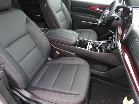 New 2026 Chevrolet Traverse Z71 w/ Driver Confidence Package image 14