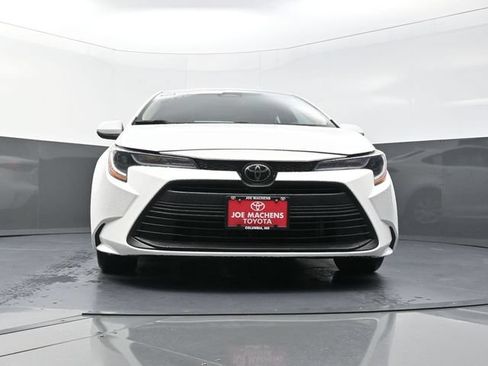 Used 2024 Toyota Corolla LE FWD image 31