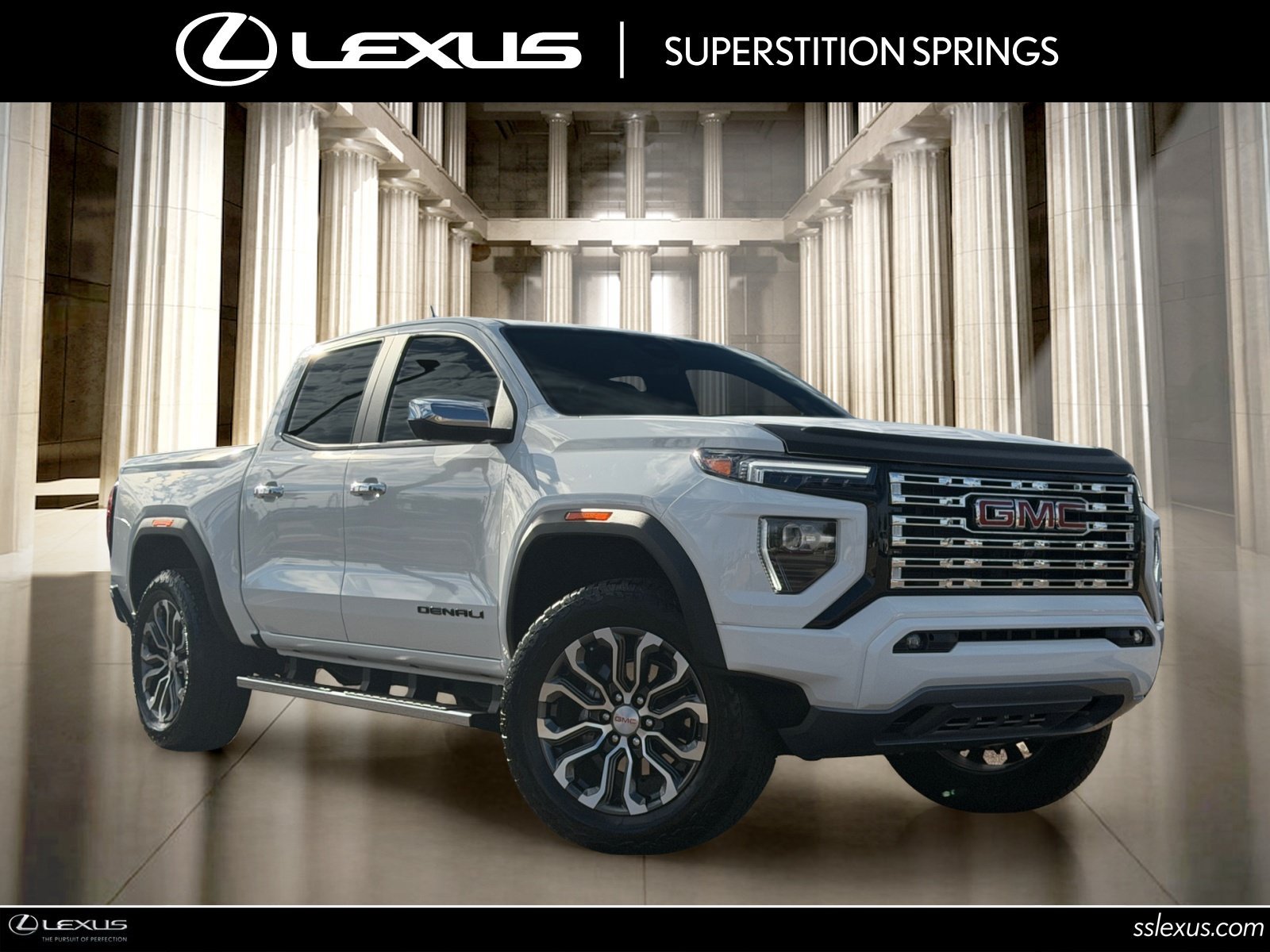 Used 2025 GMC Canyon Denali AWD/4WD image 1