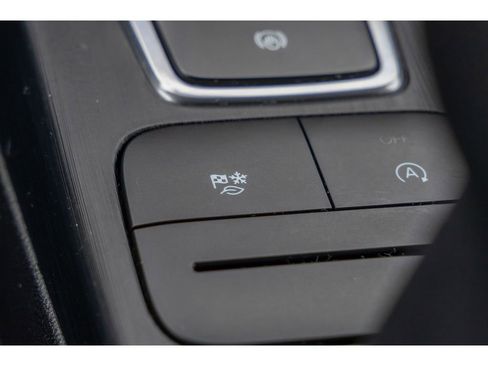 Used 2022 Ford Escape SEL w/ SEL Stealth AWD Package image 27