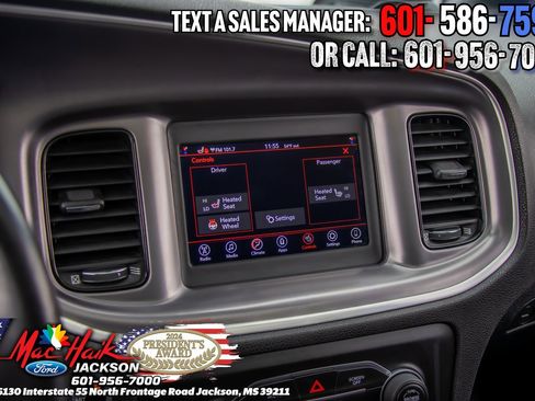 Used 2020 Dodge Charger SXT w/ Blacktop Package image 15