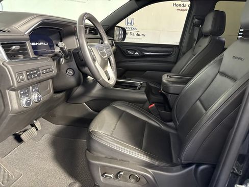 Used 2022 GMC Yukon Denali AWD/4WD image 15