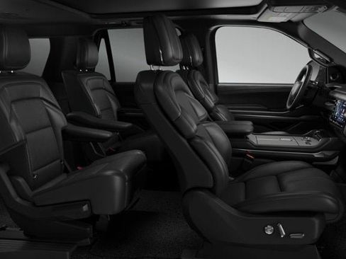 New 2026 Lincoln Navigator L Reserve w/ Jet Appearance Package AWD/4WD image 28