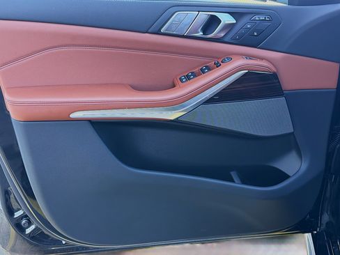 New 2026 BMW X7 xDrive40i image 24