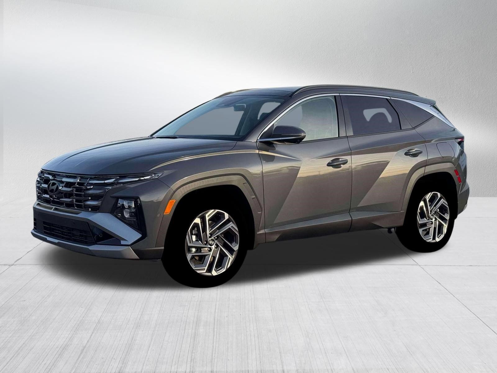 New 2026 Hyundai Tucson Limited AWD/4WD image 2