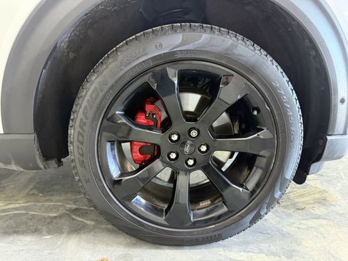 Used 2021 Ford Explorer ST w/ ST Street Pack image 30