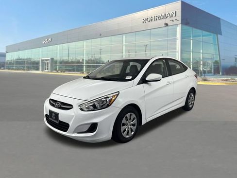 Used 2017 Hyundai Accent SE image 1
