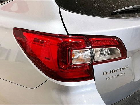 Used 2018 Subaru Outback 2.5i Limited AWD/4WD image 28