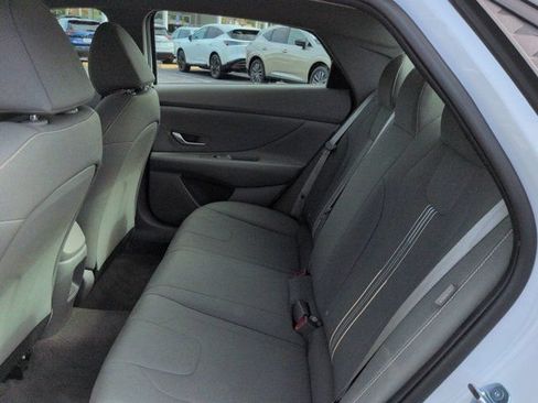 Used 2026 Hyundai Elantra Sport FWD image 12