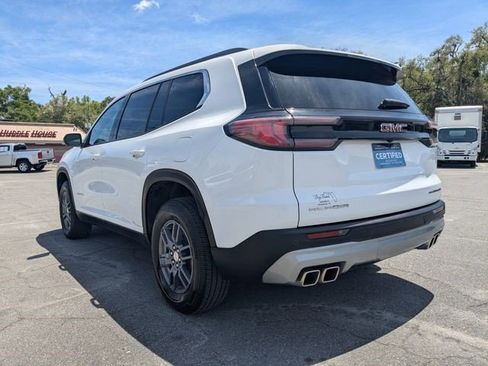 Certified 2025 GMC Acadia Elevation FWD image 11