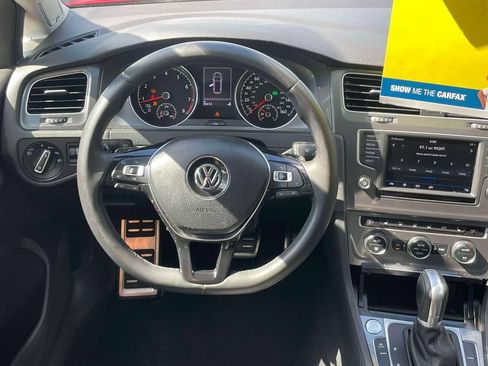 Used 2017 Volkswagen Golf Alltrack AWD/4WD image 14