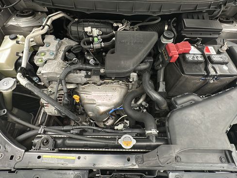 Used 2014 Nissan Rogue S AWD/4WD image 21
