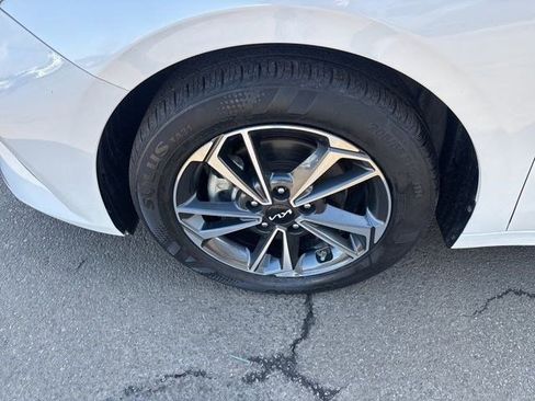 Used 2023 Kia Forte LXS w/ LXS Technology Package image 42