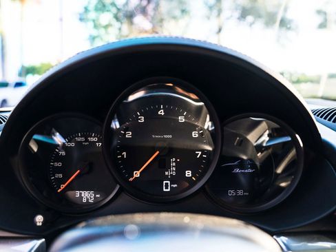 Used 2017 Porsche 718 Boxster RWD image 44