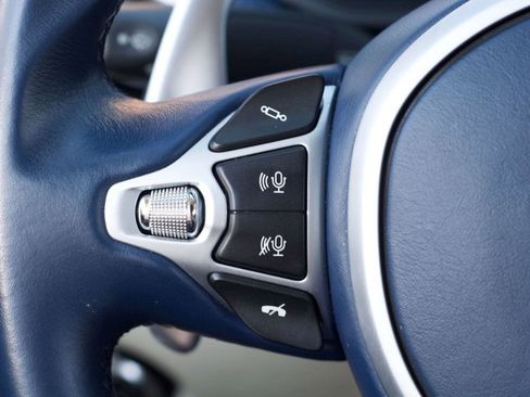 Used 2017 Aston Martin DB11 V12 image 22