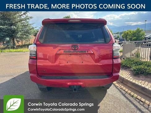 Used 2023 Toyota 4Runner SR5 Premium w/ SR5 Premium Package AWD/4WD image 3
