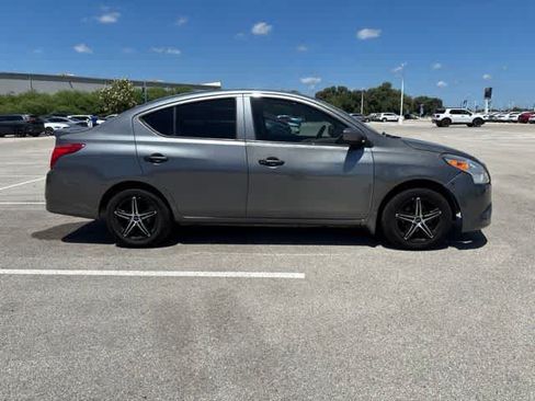 Used 2017 Nissan Versa S Plus FWD image 6