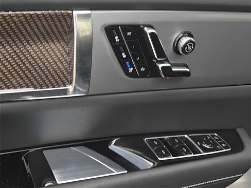 New 2026 Cadillac Vistiq Sport image 24