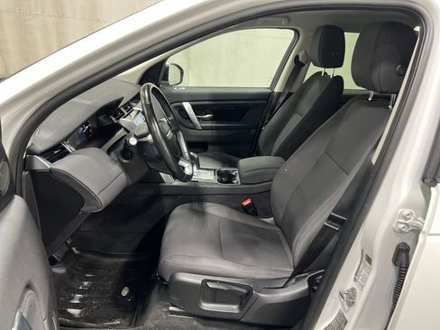 Used 2020 Land Rover Discovery Sport image 6