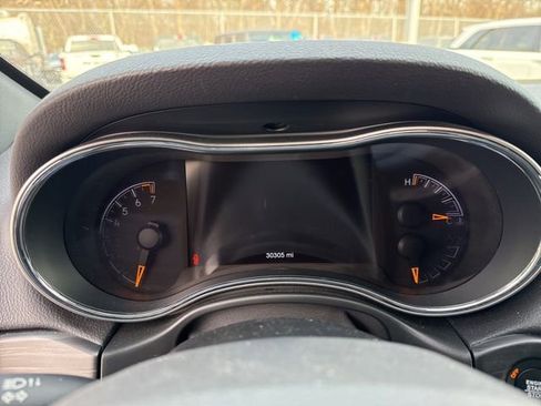 Used 2021 Jeep Grand Cherokee Limited image 13