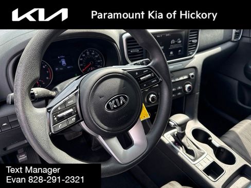 Used 2020 Kia Sportage LX AWD/4WD image 18