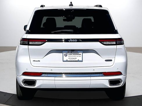 Certified 2023 Jeep Grand Cherokee Overland w/ Luxury Tech Group IV image 8