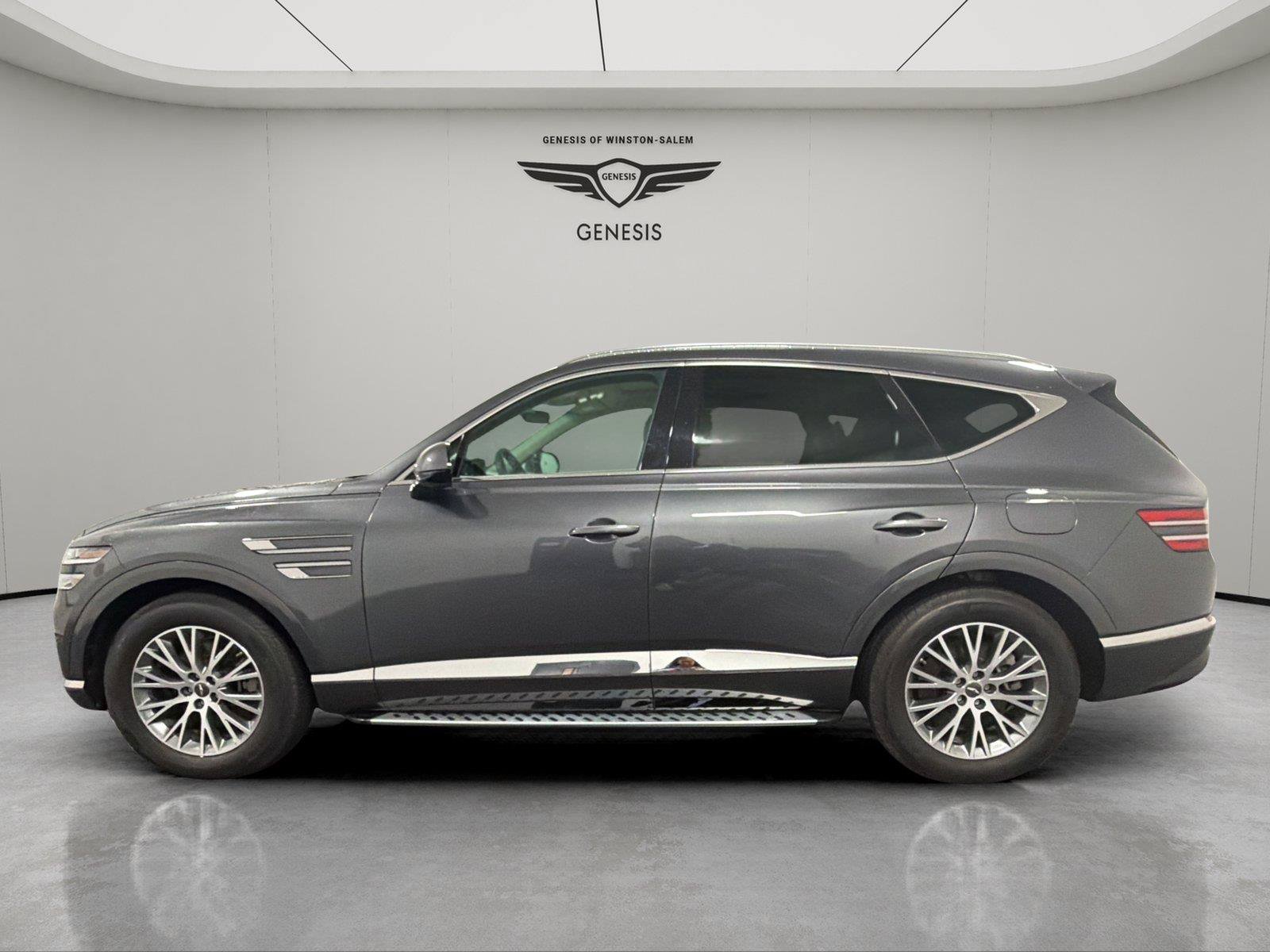Used 2021 Genesis GV80 2.5T w/ Advanced Package 03 RWD image 2