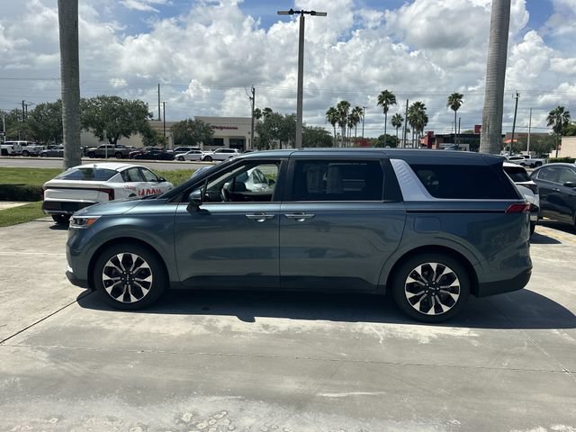 Certified 2024 Kia Carnival EX FWD image 12