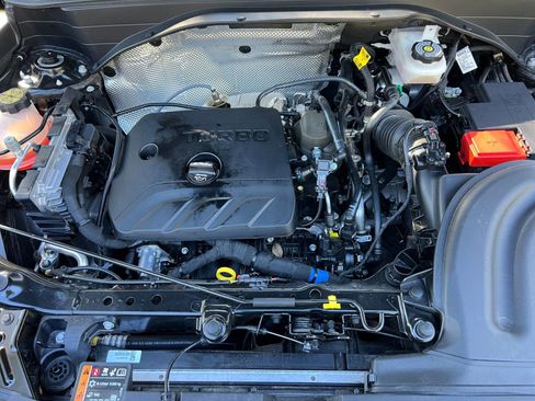 Used 2025 Chevrolet TrailBlazer LT image 28