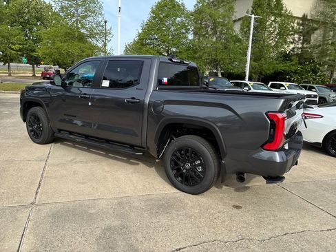 New 2026 Toyota Tundra Limited AWD/4WD image 3