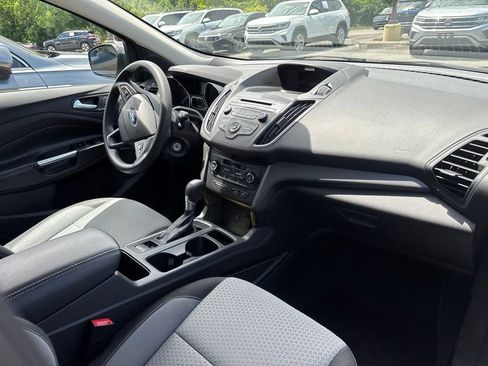 Used 2017 Ford Escape SE AWD/4WD image 6