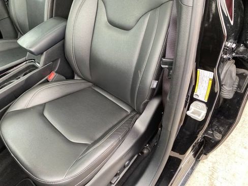 Used 2024 Jeep Compass Limited w/ High Altitude Package AWD/4WD image 17