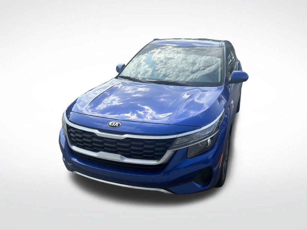 Used 2021 Kia Seltos LX AWD/4WD image 3