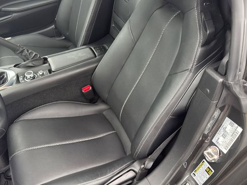 Used 2023 MAZDA MX-5 Miata Grand Touring RWD image 19